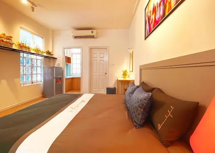 La Vie - Saigon Homestay